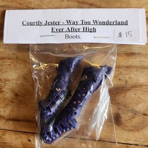 Ever After High Way Too Wonderland Courtly Jester Doll Purple Boots Shoes